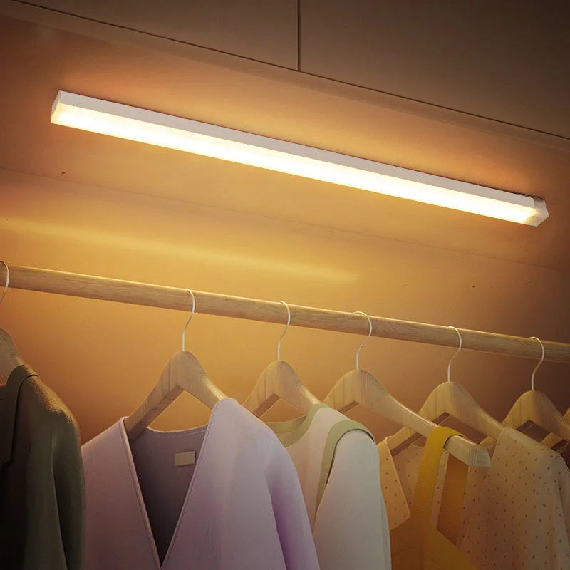 Wireless LED Motion Sensor Night Light – USB-C Rechargeable Cabinet, Closet, Stair & Kitchen Under Cabinet Lamp